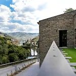 Dois Lagares House & Winery 4* Pinhão