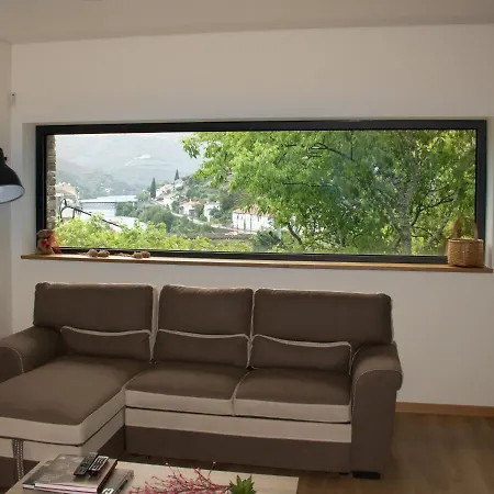 Dois Lagares House & Winery