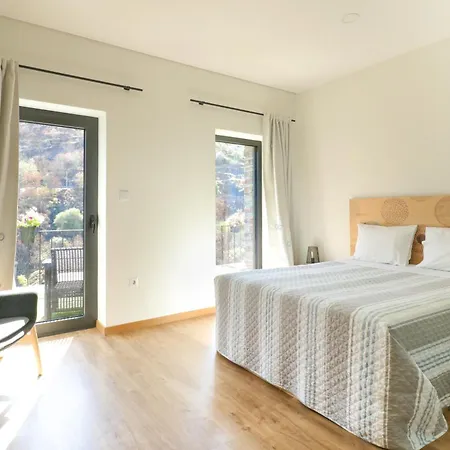 Dois Lagares House & Winery 4*