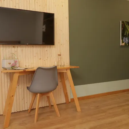 Bed & Breakfast Dois Lagares House & Winery Pinhão