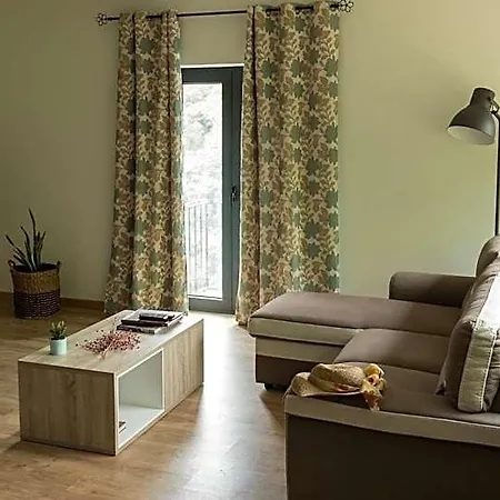 Dois Lagares House & Winery Bed & Breakfast