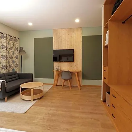 住宿加早餐酒店 Dois Lagares House & Winery 皮尼昂