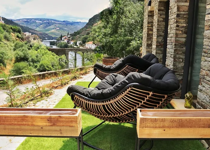 Dois Lagares House & Winery Bed & Breakfast 4*