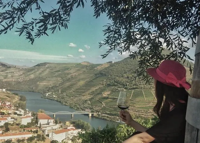 Dois Lagares House & Winery Pinhão