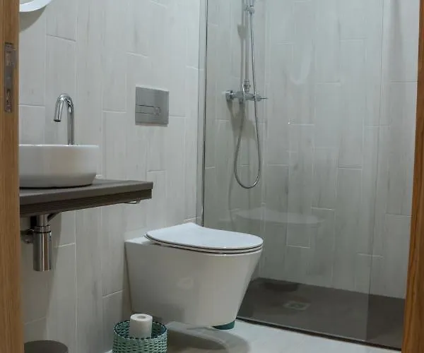 Dois Lagares House & Winery Bed & Breakfast Pinhão