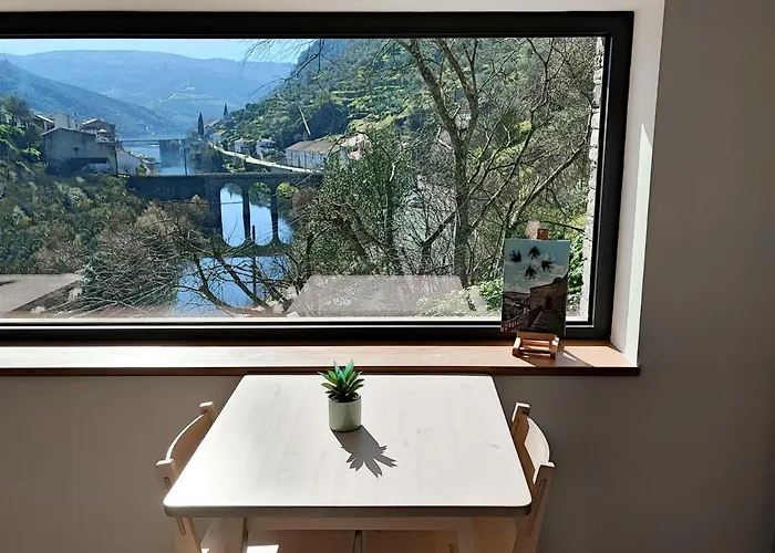 Dois Lagares House & Winery Bed & Breakfast