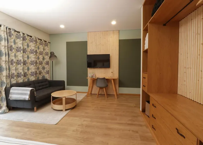 Bed & Breakfast Dois Lagares House & Winery 4*